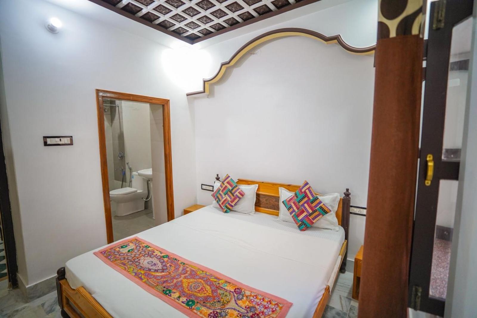 The Wanderlust Guest House & Safari Jaisalmer Ngoại thất bức ảnh